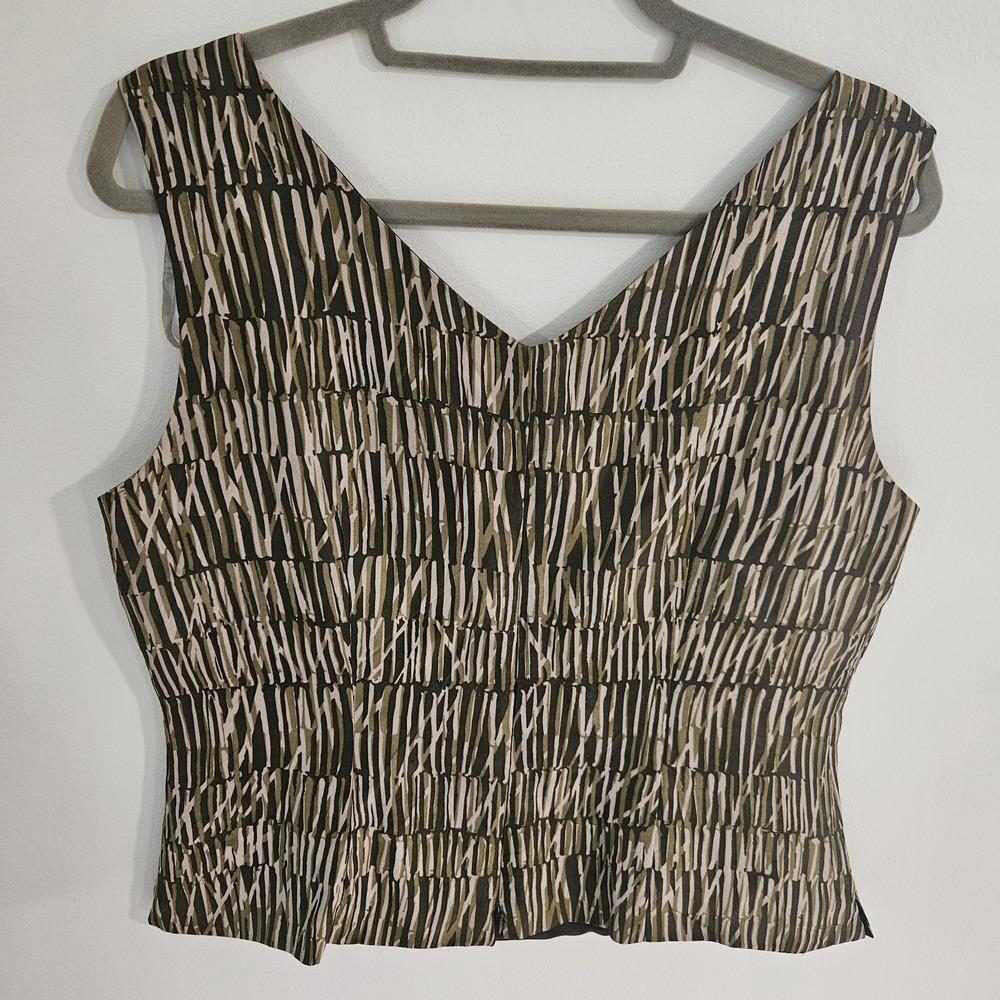 Vintage Robbie Bee Top 100% Silk Sz 12 Green Brown Pattern Shirt Tank Sleeveless - Picture 4 of 5